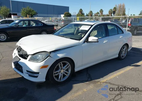 2013 Mercedes-Benz C 250 Sport from USA, damaged, VIN WDDGF4HBXDR260181